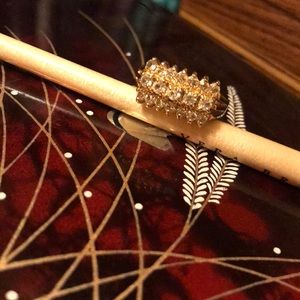 Stamped  gold an diamond cocktail ring